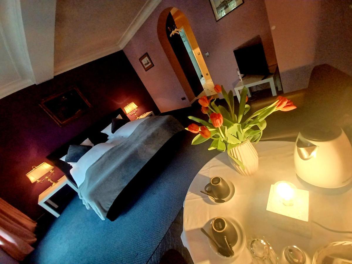 Malepartus Hotel บาด ชวาลบาค ภายนอก รูปภาพ