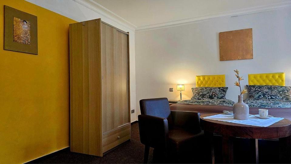 Malepartus Hotel บาด ชวาลบาค ภายนอก รูปภาพ