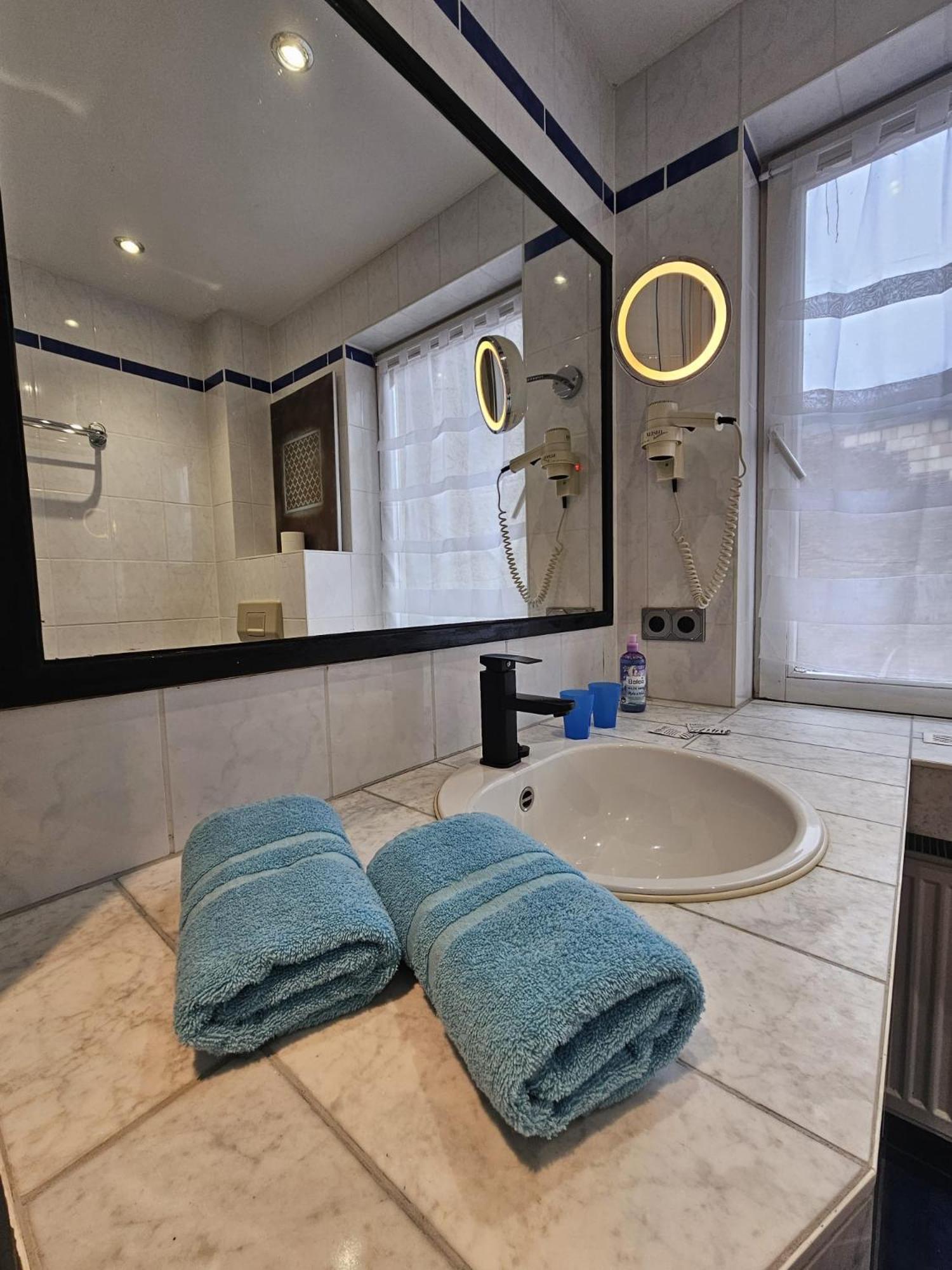 Malepartus Hotel บาด ชวาลบาค ภายนอก รูปภาพ